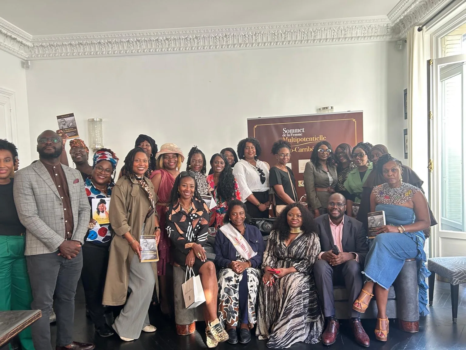 Photographie collective des participantes au Sommet de la Femme Multipotentielle Afro-Caribéenne 2026